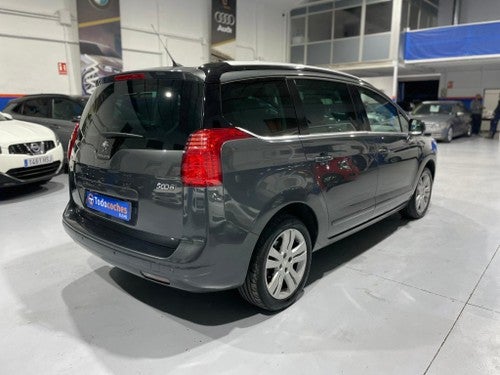 PEUGEOT 5008 1.6 BlueHDI Allure 7 pl. 120