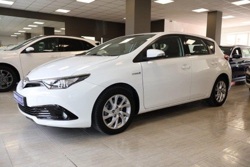 TOYOTA Auris hybrid 140H Active Business Plus