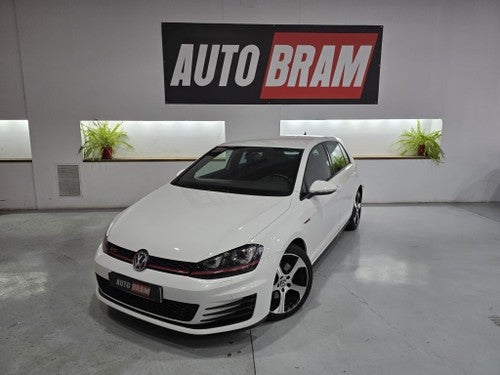 VOLKSWAGEN Golf 2.0 TSI GTI DSG 220