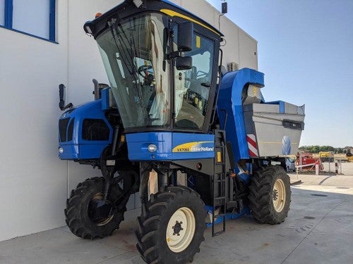 New Holland VX7090 