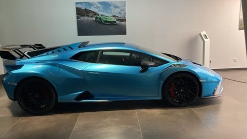 LAMBORGHINI Huracán STO RWD