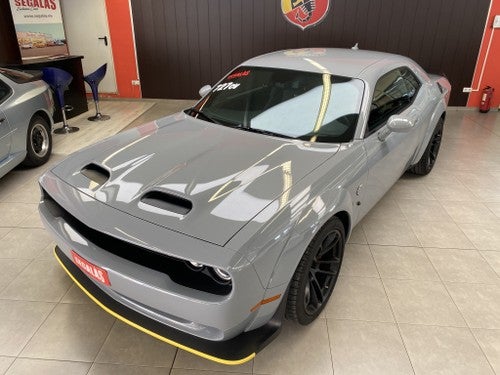 DODGE Challenger SRT Hellcat Redeye 6.2 Supercharged V8