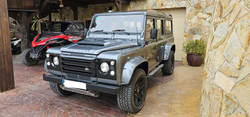 LAND-ROVER Defender 110 2.5Td5 SW E