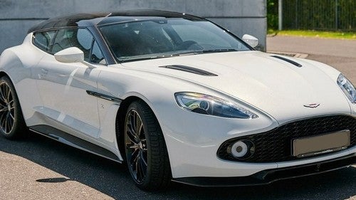 ASTON MARTIN Vanquish 