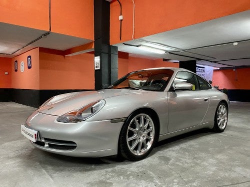 PORSCHE 911 Carrera Coupé