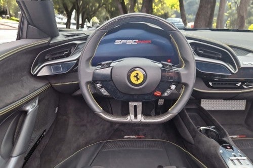 FERRARI SF90 Spider