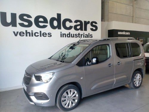 OPEL Combo Familiar  Manual de 5 Puertas