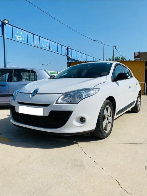 RENAULT Mégane Berlina  Manual de 5 Puertas