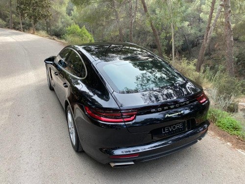 PORSCHE Panamera 4 e-Hybrid