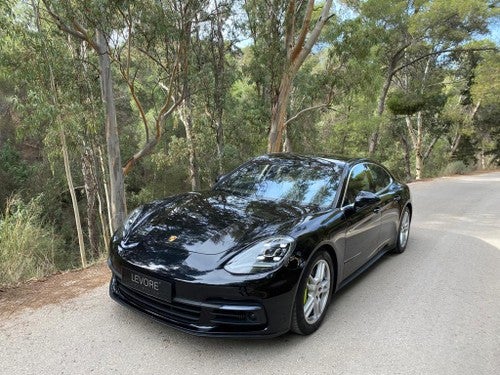 PORSCHE Panamera 4 e-Hybrid