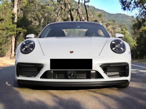 PORSCHE 911 Carrera GTS Coupé