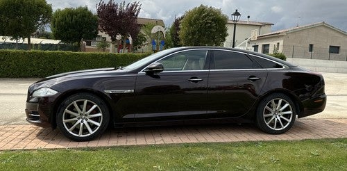 JAGUAR XJ 3.0D LWB Premium Luxury Aut.