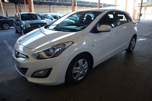 HYUNDAI i30 1.6CRDi BD Black Line 110