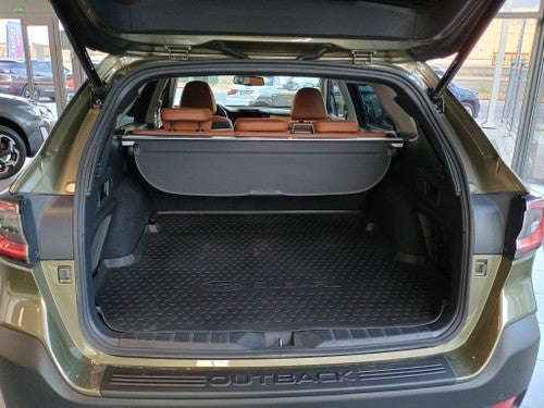 SUBARU Outback SUV 2.5 Touring Lineartronic