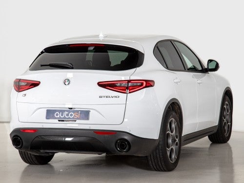 ALFA ROMEO STELVIO 2.2 TD 140KW SPRINT AT8 Q4 5P