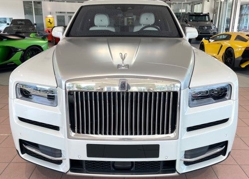 ROLLS-ROYCE Cullinan 