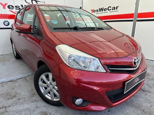 TOYOTA Yaris 1.0 Live