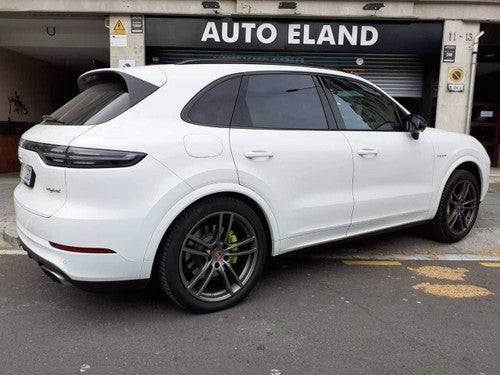 PORSCHE Cayenne E-HYBRID