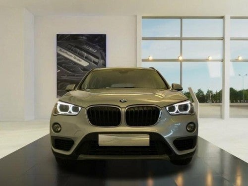 BMW X1 18i