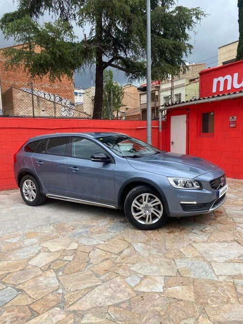 Volvo V60 Cross Country 2.0 D3 Plus