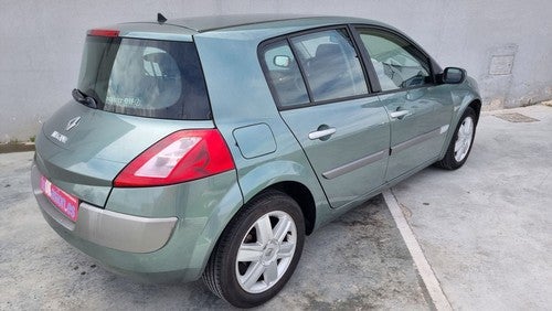 Renault Megane 1.6I 112CV