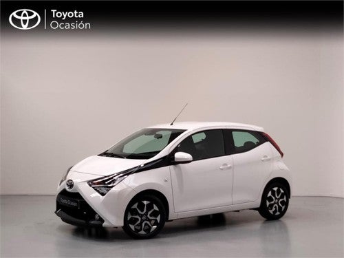 TOYOTA Aygo 5 Puertas x-play 70 Manual 5v