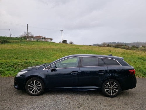 TOYOTA Avensis 150D Advance