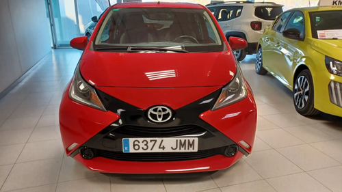 TOYOTA Aygo 1.0 VVT-i x-play