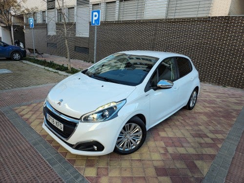 PEUGEOT 208 1.6BlueHDi Style S 100