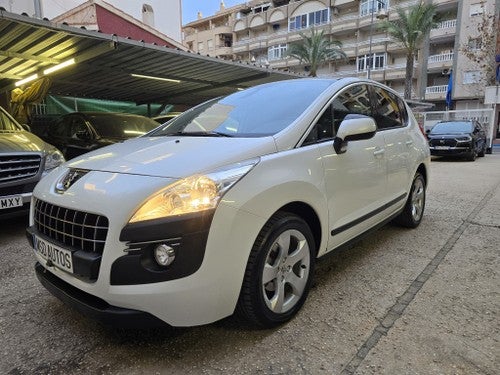 PEUGEOT 3008 1.6HDI Alllure 115