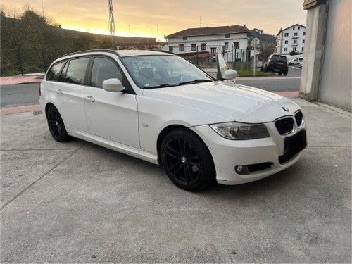 BMW Serie 3 318i Touring