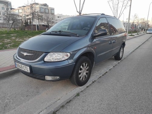 CHRYSLER Voyager 2.4 SE