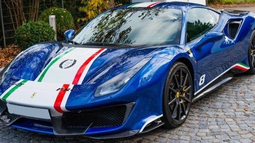 FERRARI 488 Pista