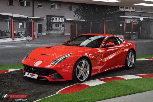 FERRARI F12berlinetta 