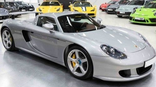 PORSCHE Carrera GT 