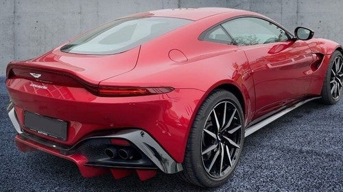 ASTON MARTIN Vantage 