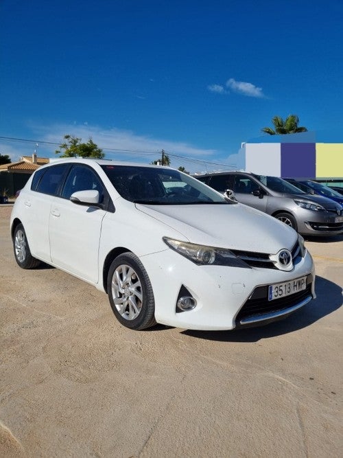 TOYOTA Auris 120D Active