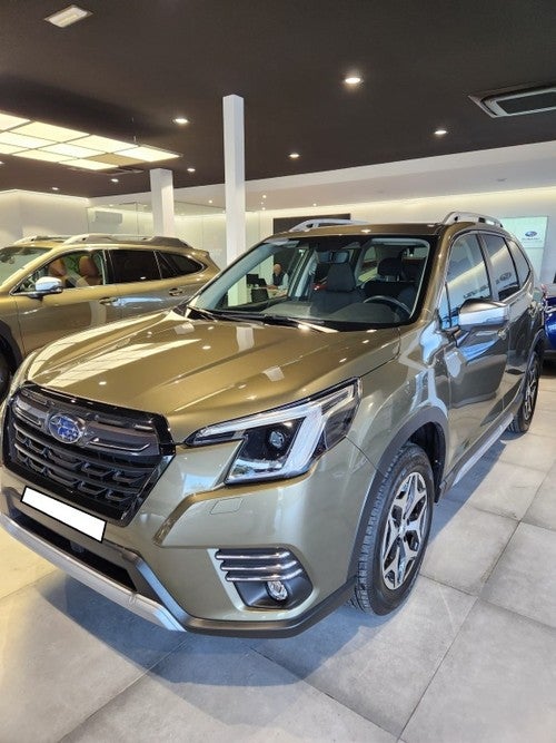 SUBARU Forester 2.0i Hybrid Executive CVT