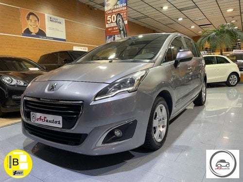 PEUGEOT 5008 1.6 HDi 115 CV Business