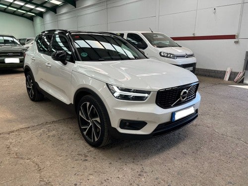 VOLVO XC40 D4 R-Design AWD Aut.