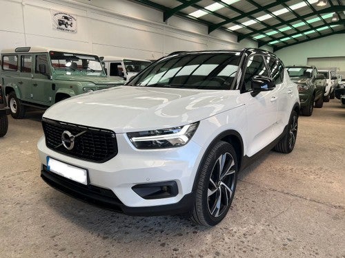 Volvo XC-40 2.0 D4 AWD RDesign Auto