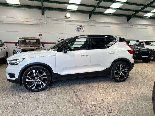 Volvo XC-40 2.0 D4 AWD RDesign Auto