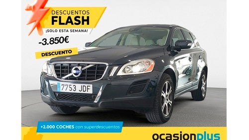 VOLVO XC60 T5 Momentum Aut. 245