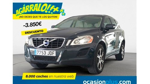 VOLVO XC60 T5 Momentum Aut. 245