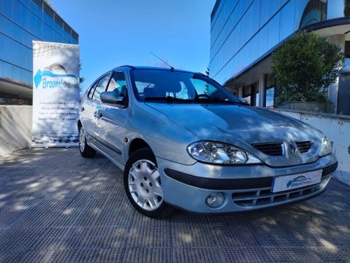 RENAULT Mégane Berlina  Manual de 2 Puertas