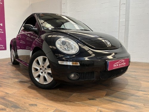 VOLKSWAGEN Beetle Cabrio 1.9TDI Red Edition