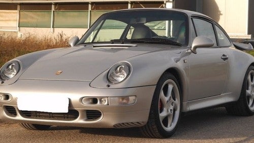 PORSCHE 911 Turbo (993)