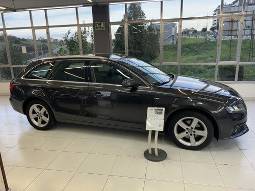 AUDI A4 2.0TDI quattro DPF 143