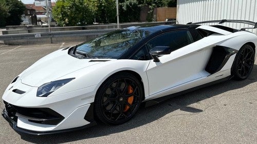 LAMBORGHINI Aventador Roadster SVJ