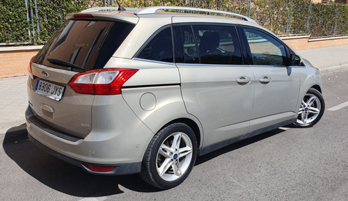 FORD C-Max Grand 1.0 EcoB. Auto-S&S Titanium 125